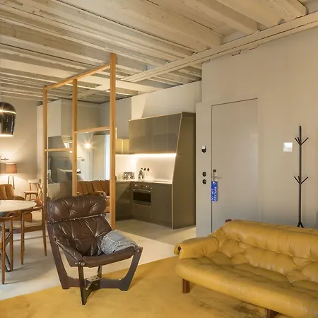 原始文化艺术及高街阁楼公寓式酒店 5*