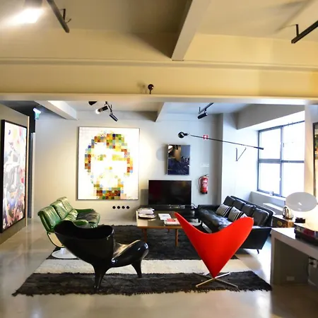 Raw Culture Art & Lofts Bairro Alto מלון דירות